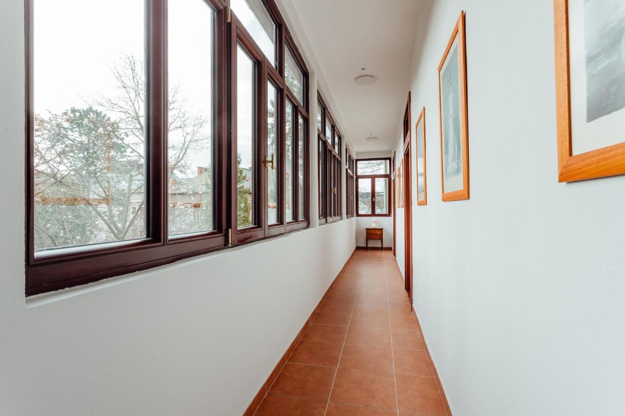 Botanicky Dvor Aparthotel Banska Stiavnica Ngoại thất bức ảnh