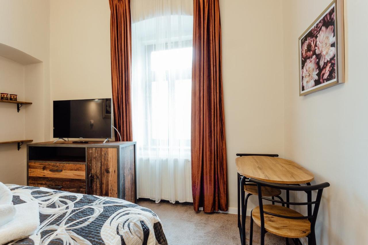 Botanicky Dvor Aparthotel Banska Stiavnica Ngoại thất bức ảnh
