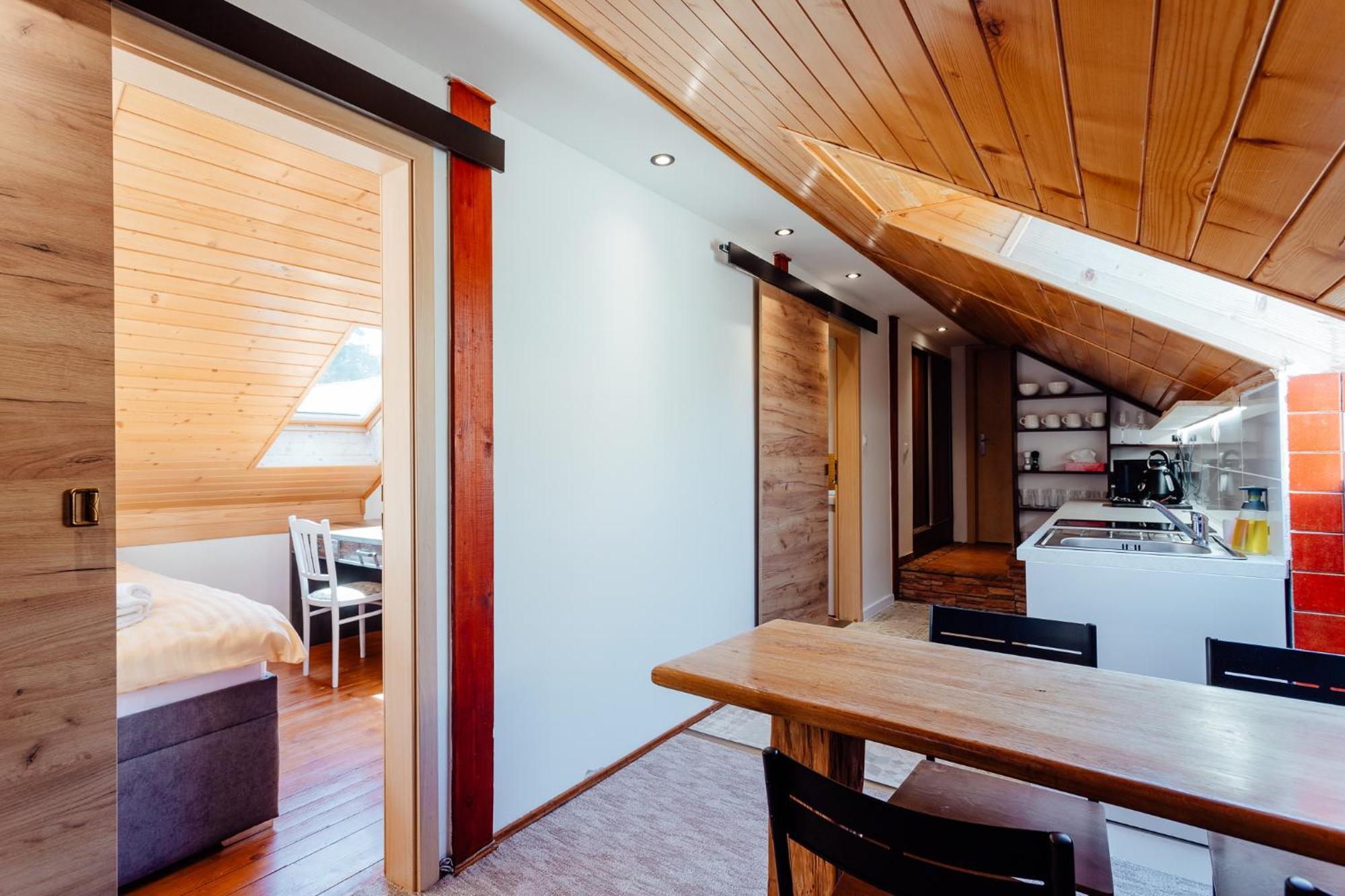 Botanicky Dvor Aparthotel Banska Stiavnica Ngoại thất bức ảnh